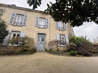  Maison à vendre 8 pièces 213 m²