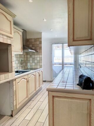 Vente Appartement 5 Pièces 94m² avec 2 balcons Marseille 11