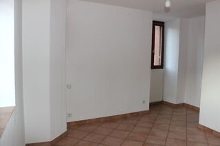  Appartement � louer 3 pi�ces 89 m�