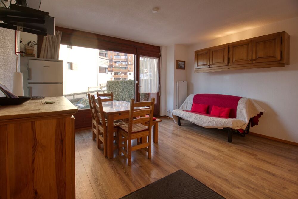 2 Pièces rdj - grande chambre