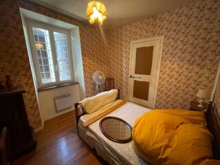  Maison à vendre 15 + pièces 200 m²