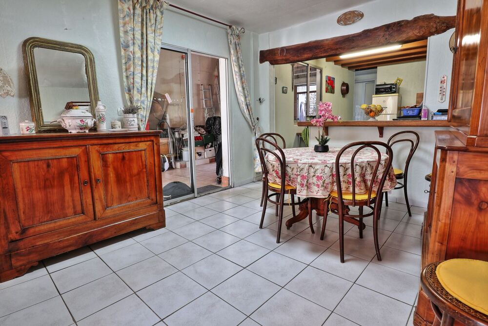 Maison Avec cour et garage