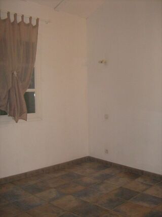  Immeuble � vendre 8 pi�ces 145 m�