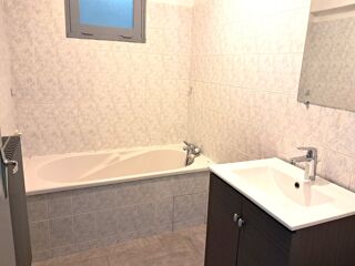  Appartement à louer 2 pièces 46 m²