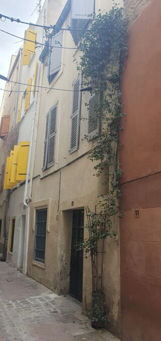  Immeuble  vendre 8 pices 145 m