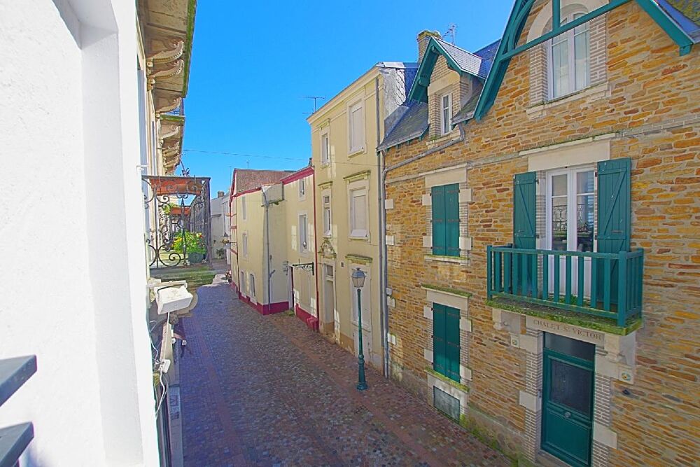 Vente Maison Maison Rue piétonne, centre ville, parking Les sables d'olonne