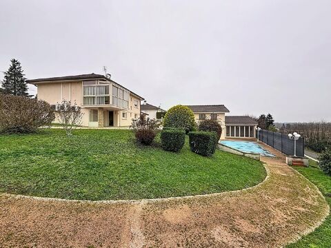   Maison Maison - 8 pi�ce(s) - 154 m�