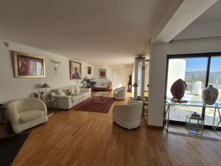  Maison � vendre 7 pi�ces 230 m�