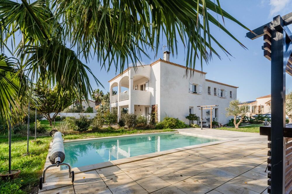 Vente Maison Villa de caractère avec piscine Le grau d'agde