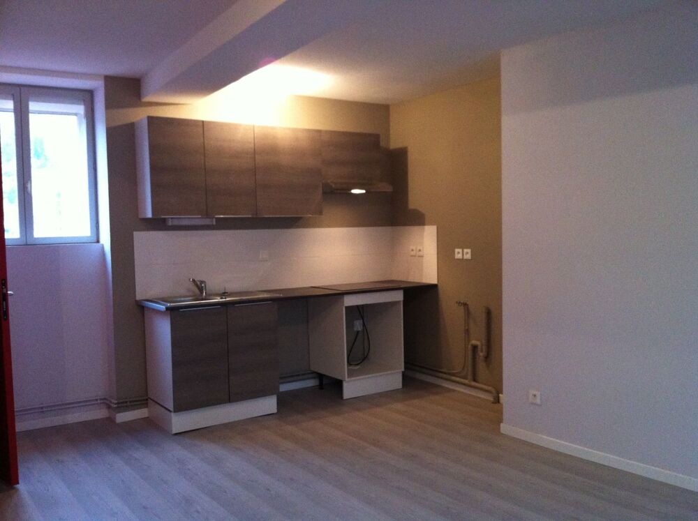 Location Appartement 3 Pièces Centre-ville Thiers