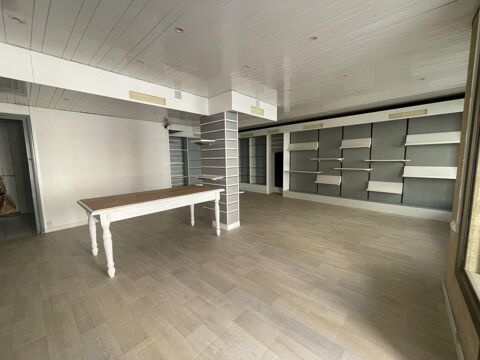   Local commercial PETITE COPROPRIETE 
