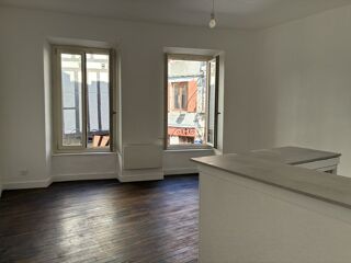  Appartement à louer 2 pièces 48 m²