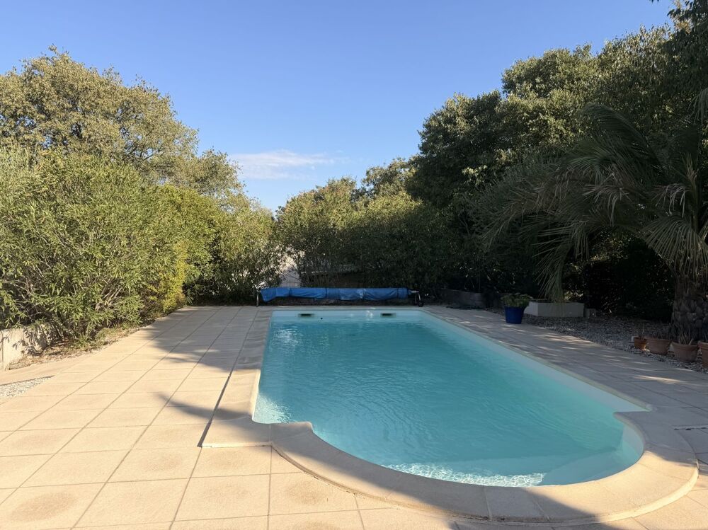 Villa PLAIN PIED BELLE PARCELLE PISCINE