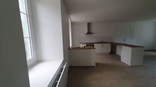  Appartement � louer 3 pi�ces 79 m�