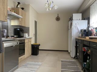  Immeuble � vendre 1 pi�ce 220 m�