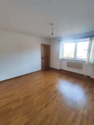 Maison 6 pièces 180 m² · à Rolbing · 180 m² · 294 000 €