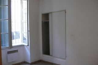  Appartement à louer 2 pièces 32 m²