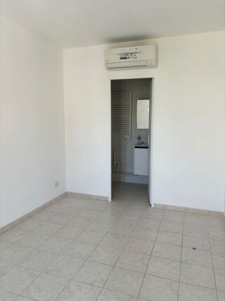  Appartement à louer 2 pièces 36 m²