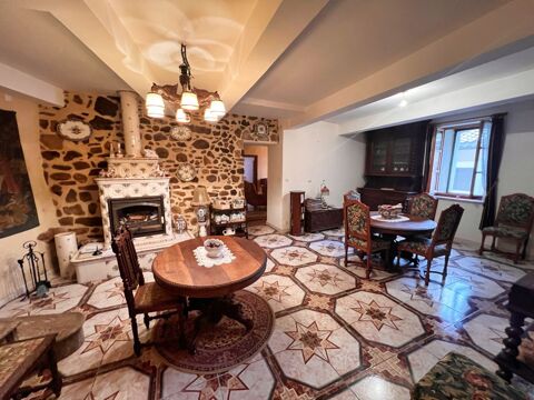   Maison de village Maison - 9 pi�ce(s) - 208 m�