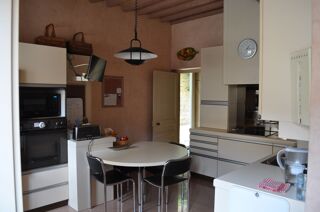  Maison à vendre 8 pièces 242 m²