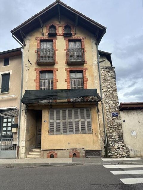   Maison Maison - 8 pi�ce(s) - 173 m�