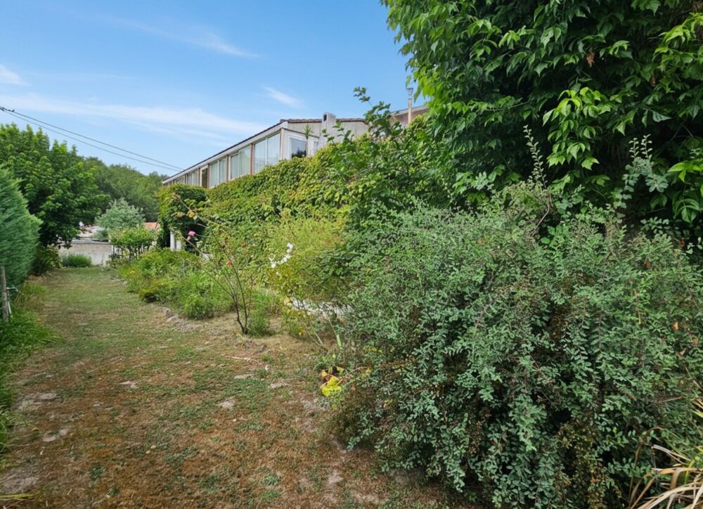 Maison 1 pièce 170 m² · à Vianne · 170 m² · 119 000 €