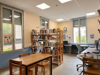  Immeuble à vendre 15 + pièces 572 m² Olargues
