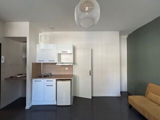  Appartement à louer 1 pièce 20 m²