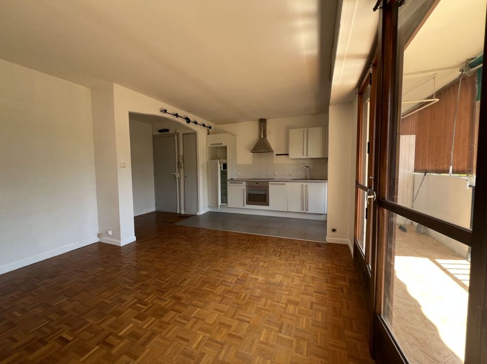 Vente Appartement 2 Pièces résidence/balcon/piscine/tennis Marseille 13