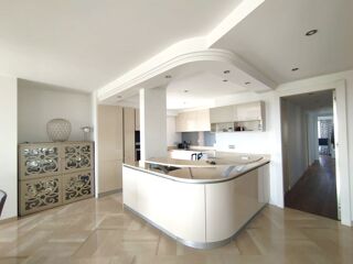  Appartement � vendre 5 pi�ces 132 m�