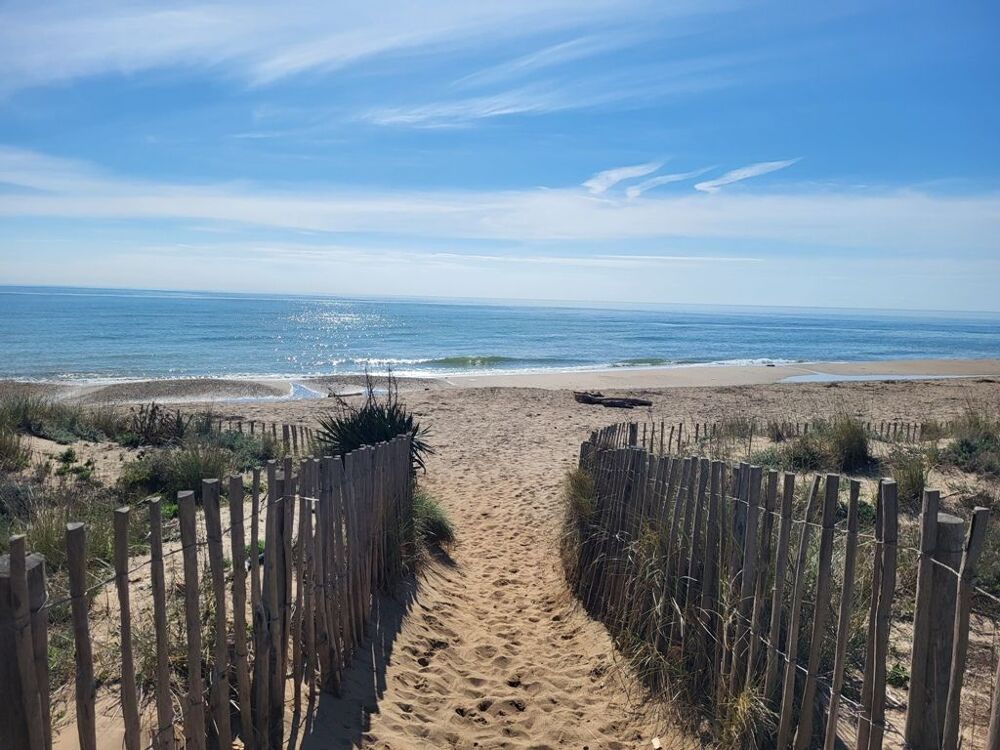 2 Pièces en rez de jardin, plage à 400 m