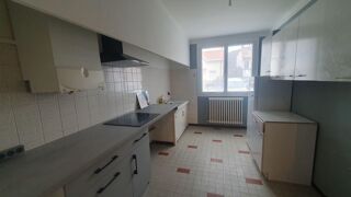  Appartement à louer 4 pièces 96 m²