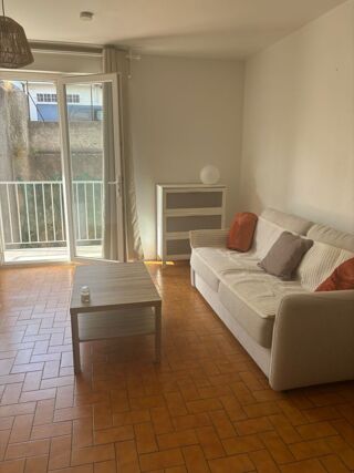  Appartement  louer 1 pice 34 m