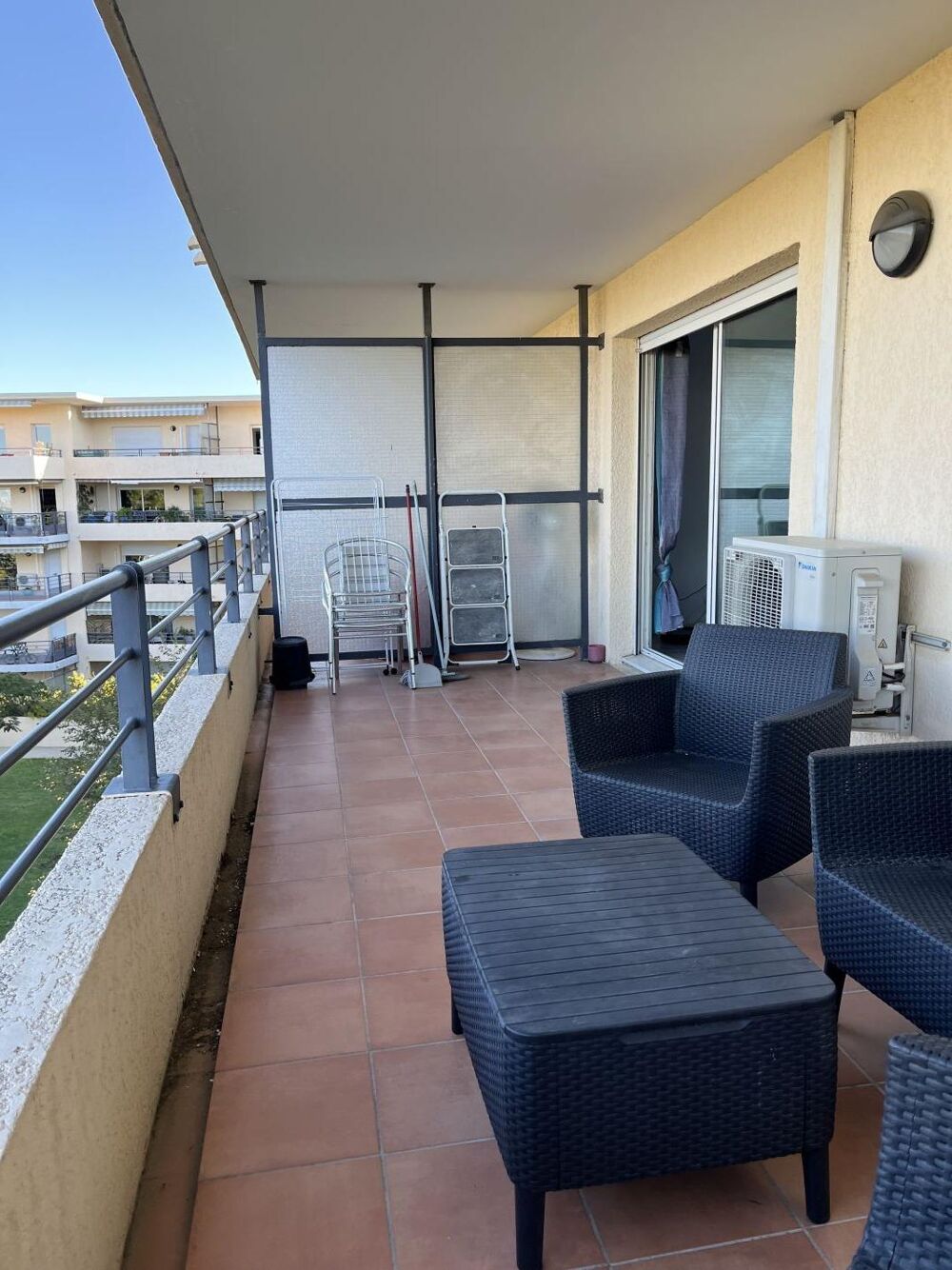 Location Appartement 2 Pièces Grande terrasse, belle vue Marseille 12