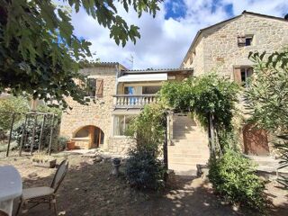  Maison � vendre 9 pi�ces 215 m�