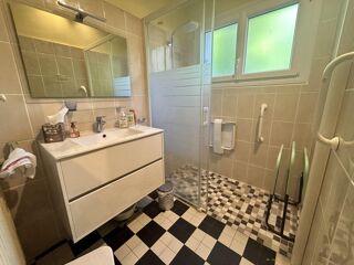  Maison � vendre 10 pi�ces 208 m�