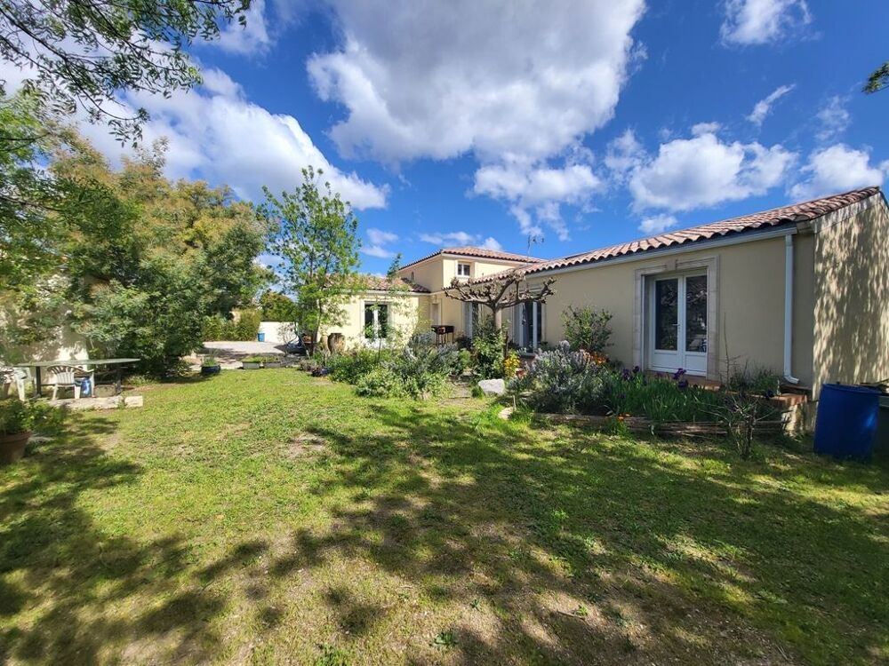 Maison 6 pièces 154 m² · à Laurens · 154 m² · 449 000 €