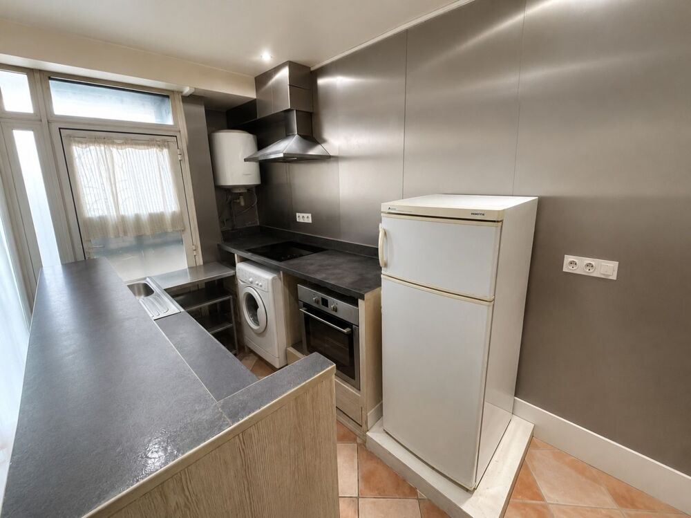 Vente Appartement Studio rdc dans les remparts Aigues mortes