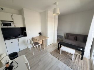  Appartement à louer 1 pièce 21 m²