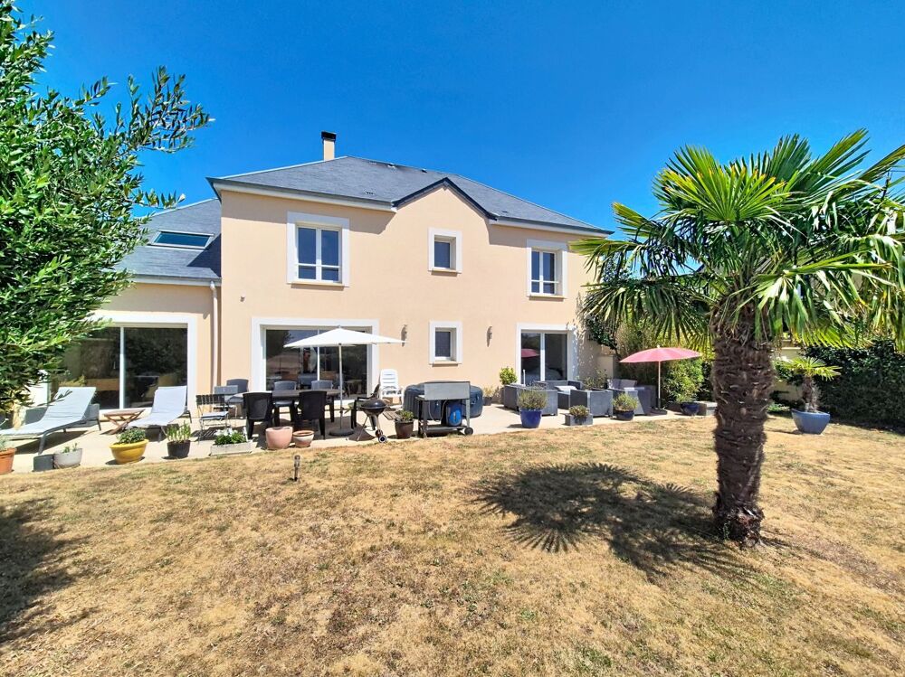 Maison 8 pièces 235 m² · à Bieville Beuville · 235 m² · 799 000 €