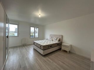  Maison 5 pi�ces 138 m� Villeneuve saint germain