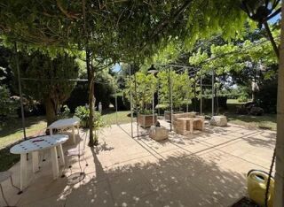  Maison � vendre 8 pi�ces 230 m�