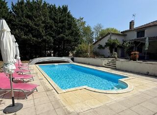  Maison à vendre 12 pièces 307 m²