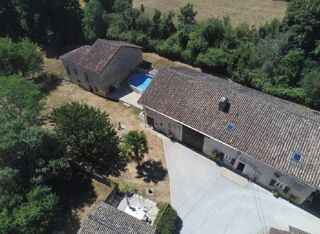  Maison  vendre 9 pices 240 m