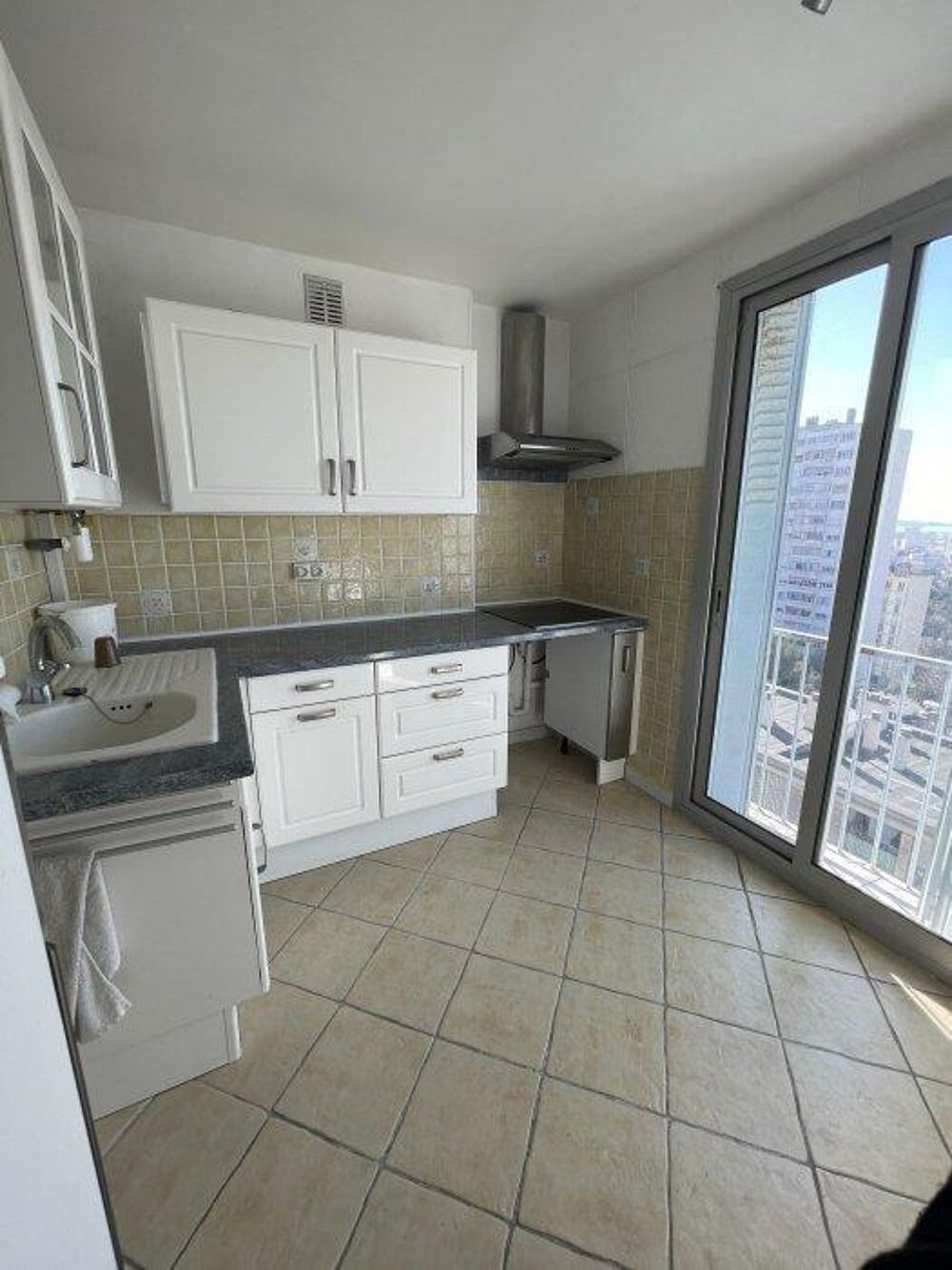 3 Pièces balcon fermé