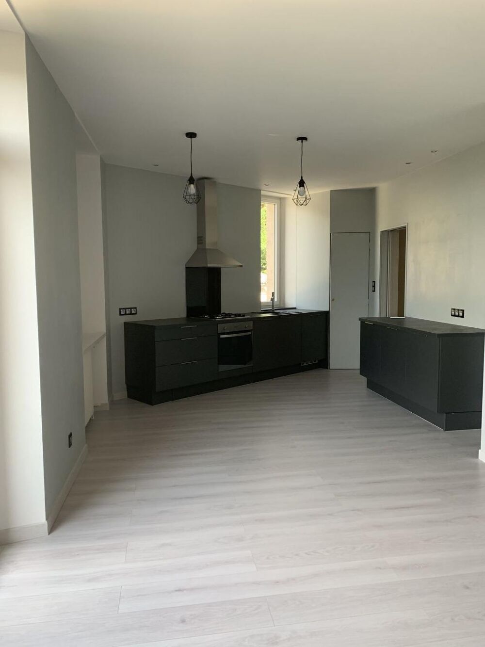 Location Appartement 3 Pièces A proximité de la gare, avec vue Thiers