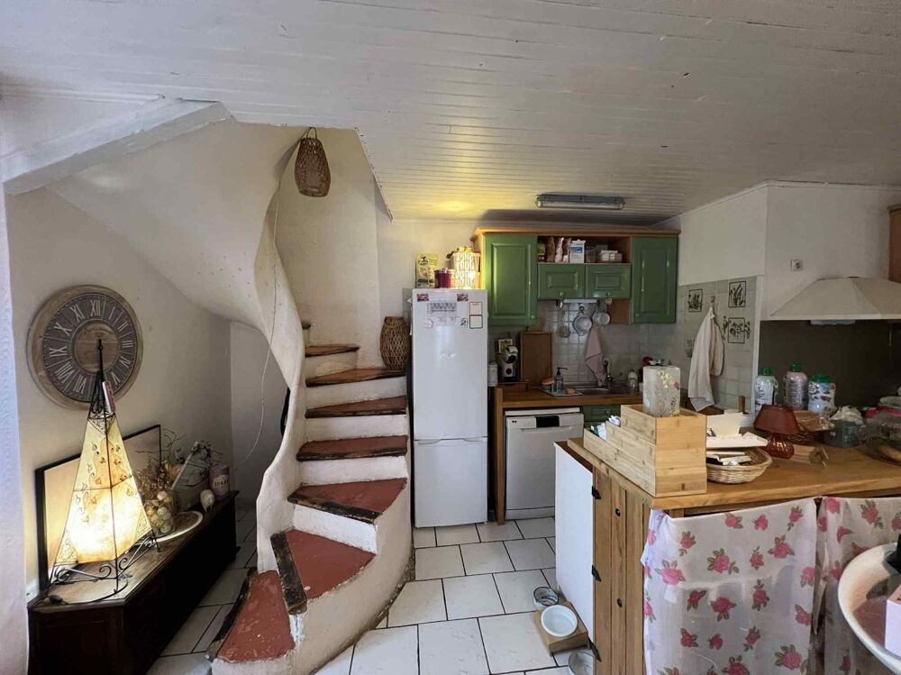 Vente Maison Maison de village 2 appartements T3 + parkings Nissan lez enserune