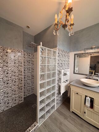  Maison à vendre 8 pièces 213 m²