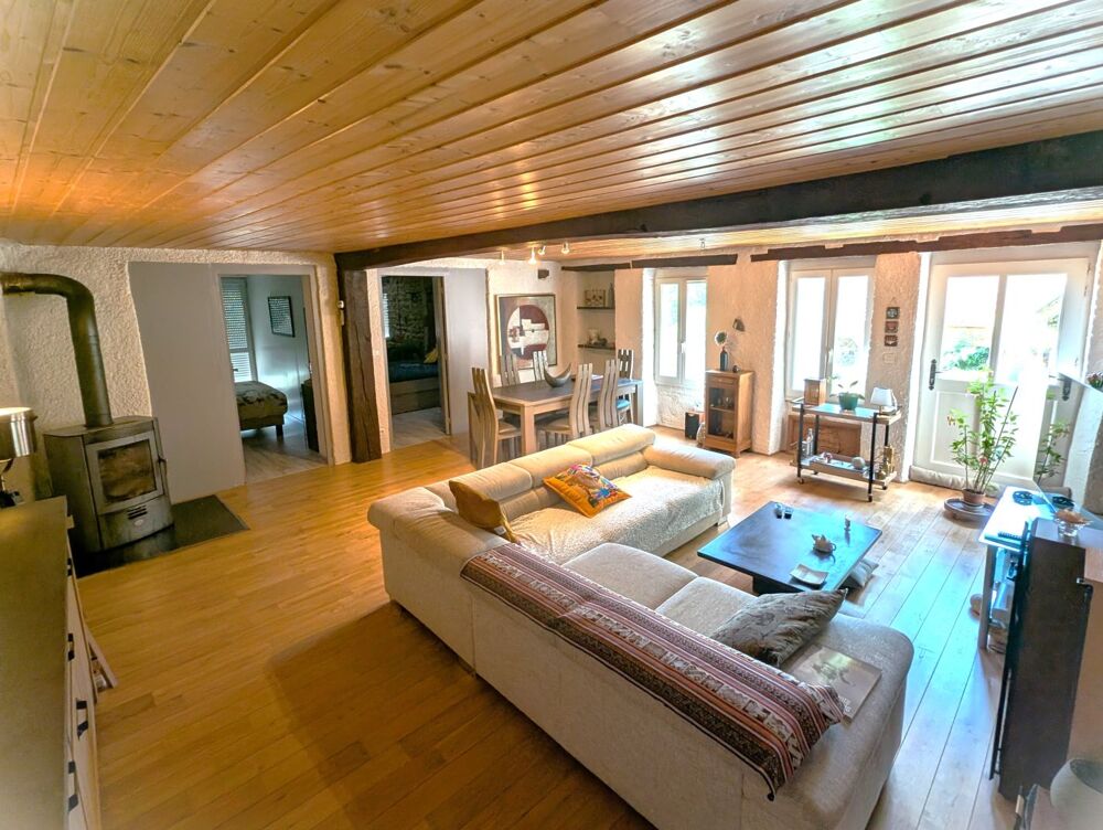 Vente Maison Maison pierres de pays Ambierle