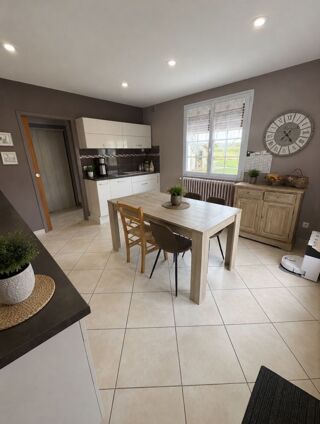  Maison à vendre 10 pièces 249 m²